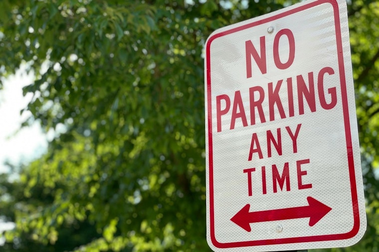 75th Street Parking Ban Splits Chatham Businesses From City Over Safety