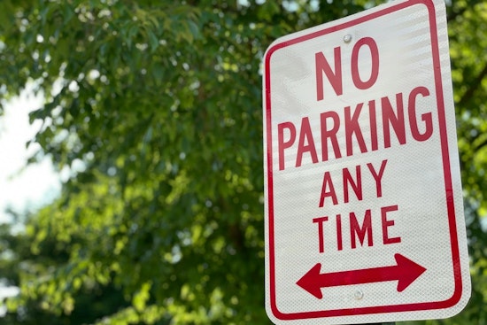 75th Street Parking Ban Splits Chatham Businesses From City Over Safety