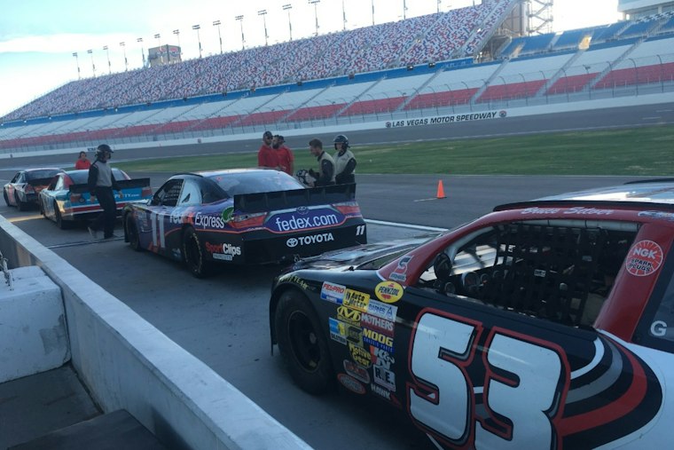90210 Star Jason Priestley to Start Engines at Las Vegas Motor Speedway Oct. 3