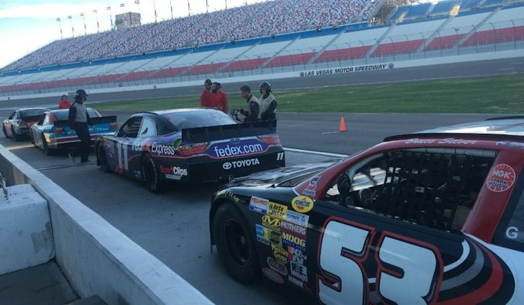 90210 Star Jason Priestley to Start Engines at Las Vegas Motor Speedway Oct. 3