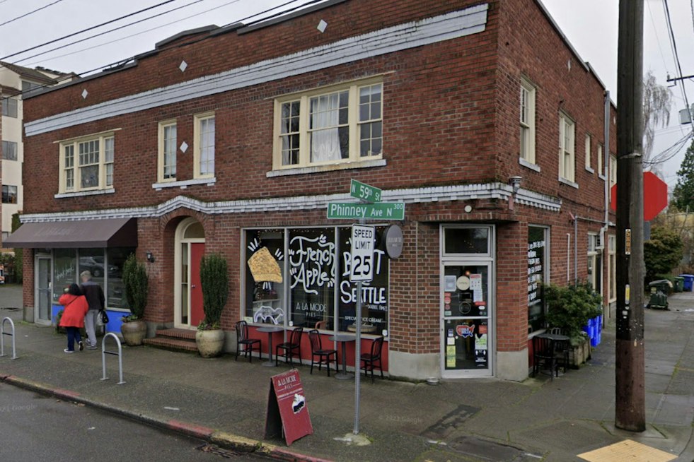A La Mode Pies Buys Its Way Back to Phinney Ridge After 3-Year Wait