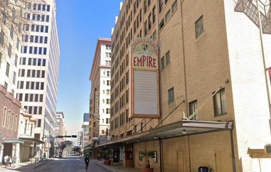 ABBA Tribute Mamma Mania Brings Dancing Queen to San Antonio's Historic Empire Theatre