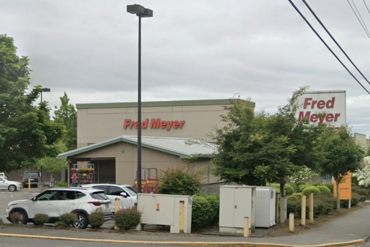Abby's Legendary Pizza Rolls Into Raleigh Hills Fred Meyer This October