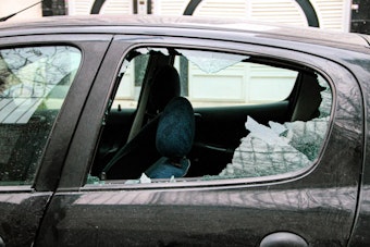 About 60 Cars Broken Into Overnight in Chapel Hill as Thieves ‘Moved Quickly’