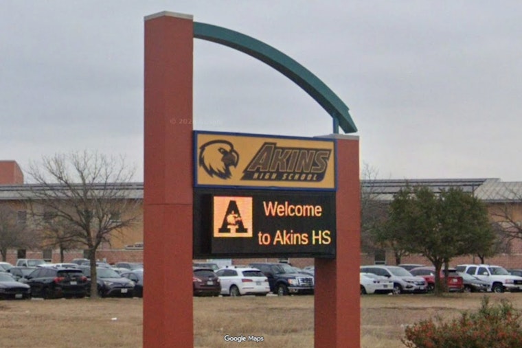 Akins High Cafeteria Brawl Sparks Riot Charges, Gang Fears in Austin