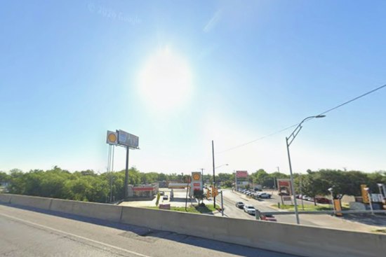 Alamo City Sizzles: Near-100-Degree Heat Wave Grips San Antonio All Week
