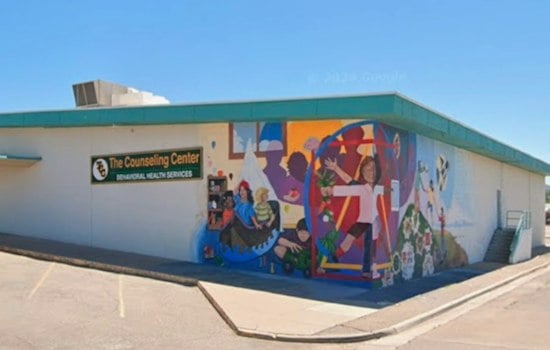 Alamogordo's Counseling Center, Nadia Sikes Win Top Honors as Nonprofits 'Hold It Together'