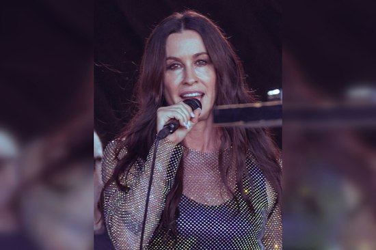 Alanis Morissette Sues Ex-Tour Manager, Says Drug Bag Sparked Blackmail Bid