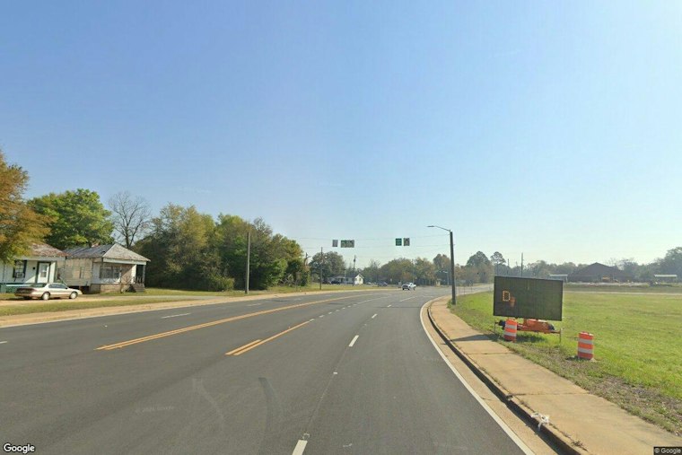Albany State Freshman Dies After Exiting Moving Car on Newton Road