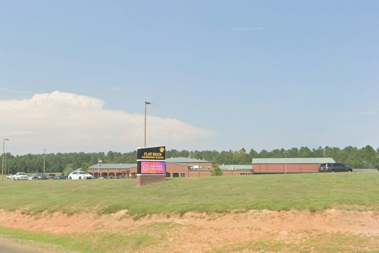 Anderson County Boy, 6, Beats Cancer, Returns To School To A Parade