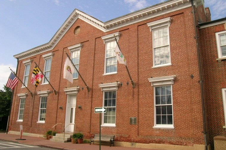Annapolis Phone Lines Go Dark, City Tells Residents to Email Instead