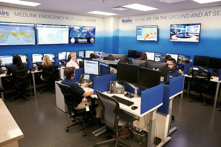 Arizona Call-Center Workers Brace as AI Raises Job Concerns