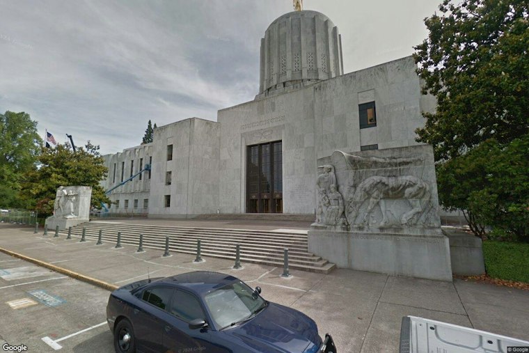 Arizona Woman Sues Salem, Marion County Over Oregon's Nonresident Gun Carry Ban