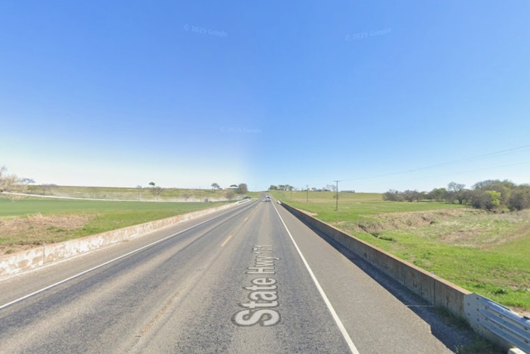 Arlington Couple Dies After Chain-Reaction Crash Near Hillsboro Kills 2, Hurts Child