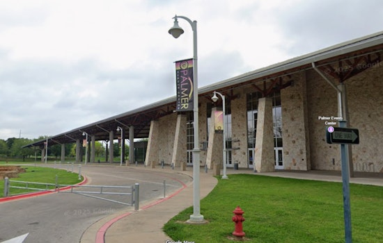 Armadillo Christmas Bazaar Bans AI Art, Sets Dec. 12-21 Dates for 2026