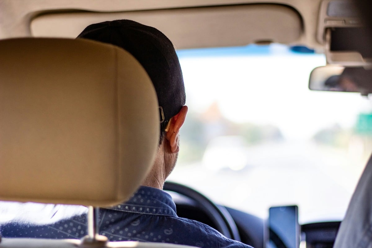 Armed Duo Robs Uber Driver at Knifepoint on Abington-Brockton Line, Vanishes Into Woods