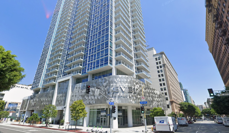 Armed Robbers Hit DTLA Jewelry and Crypto Meetup, Leave Victim With Head Injury
