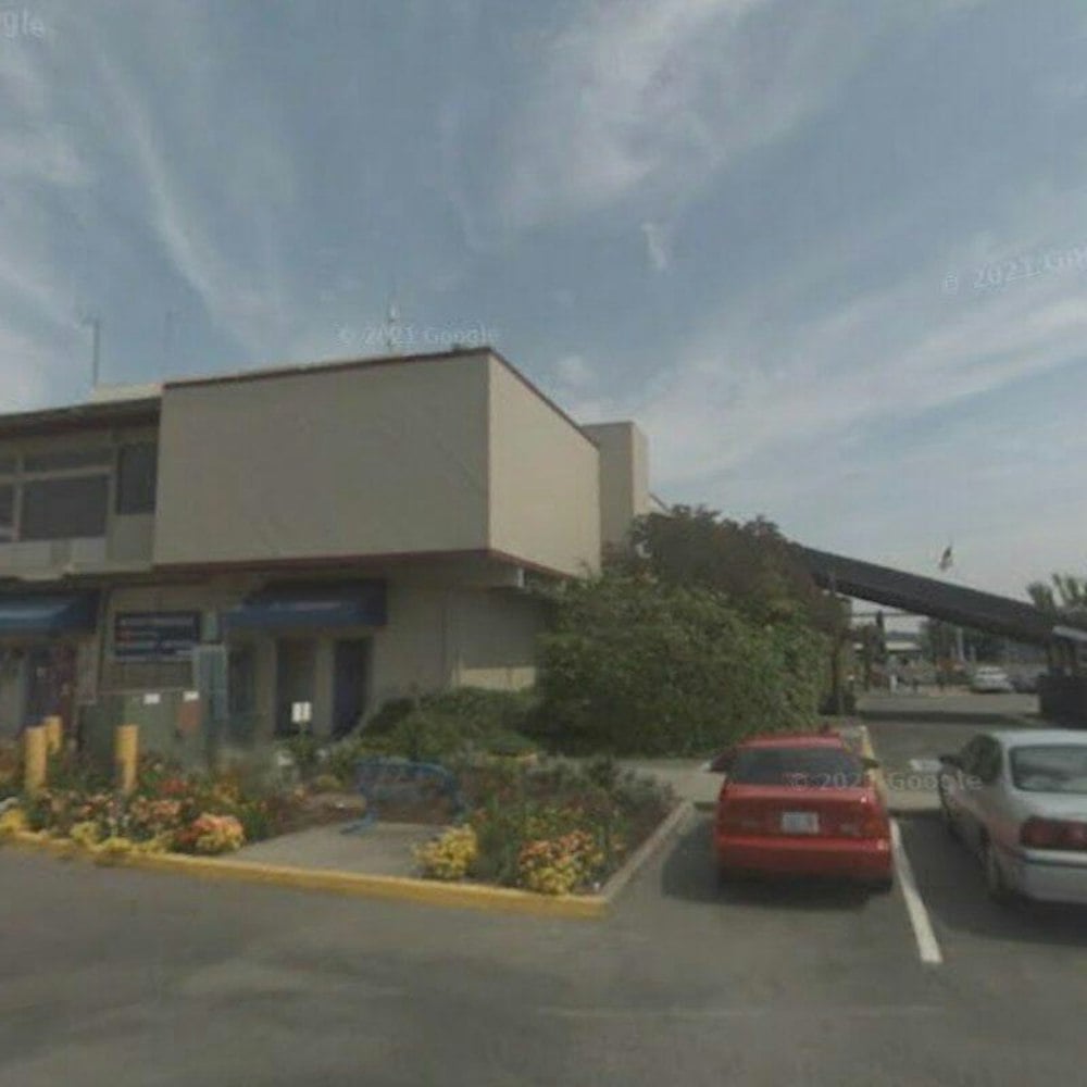 Arnies Shuts Down on Edmonds Waterfront, Diners Left Stunned