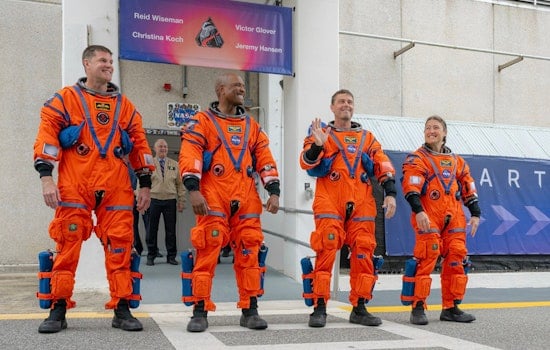 Artemis II Crew Returns to New Orleans, Cheers on Michoud's Moon Rocket Builders