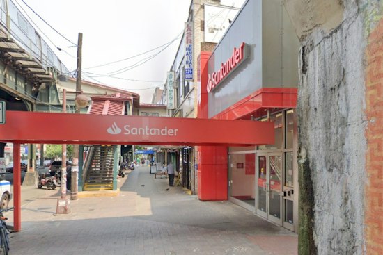 Astoria Woman Fights Off Necklace Thief Outside Ditmars Santander Branch