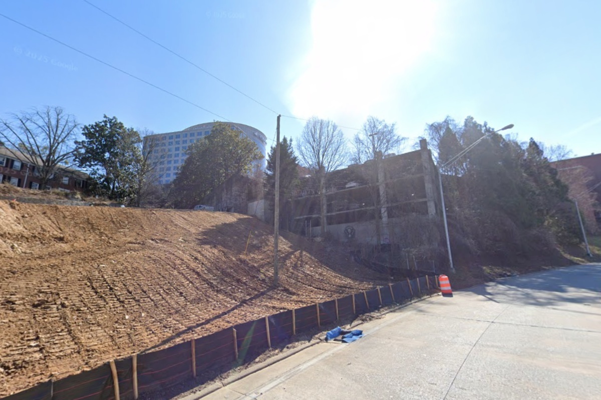 Atlanta's Oldest Synagogue Builds Skyward With Proposed Fence, Play Yard