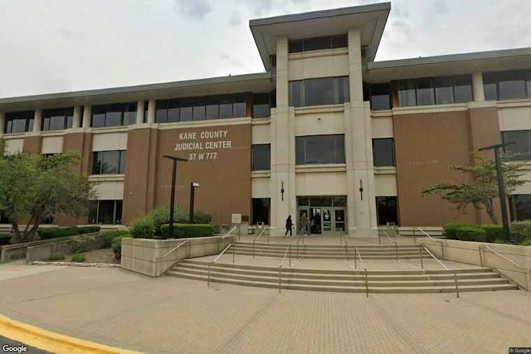 Aurora Officers Cleared in Fatal Shooting of Man Who Swung Knife at Shield