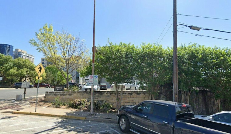 Austin Sizzles: Capital City Stuck in Another 100-Degree Weekend