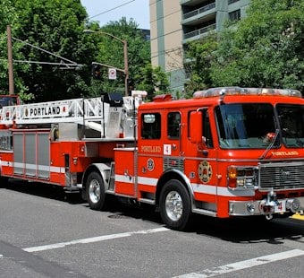 Backhoe Rips Gas Line In Cully, Portland Fire Clears Homes Near Wygant Street