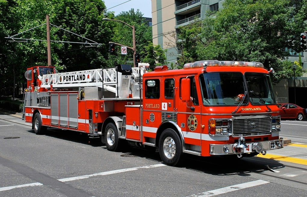 Backhoe Rips Gas Line In Cully, Portland Fire Clears Homes Near Wygant Street