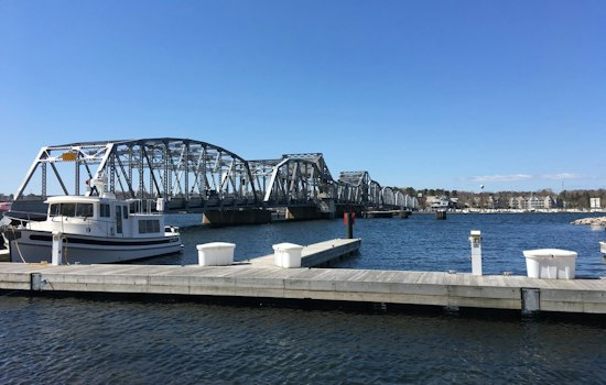 Baileys Harbor Man Rams Squad Car Head-On, Claims He Had a Gun in Sturgeon Bay