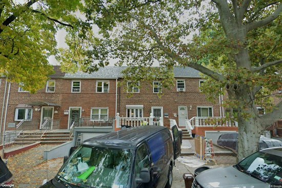 Bayside Neighbors Say Alleged Serial Squatter Has Occupied Home for Two Years