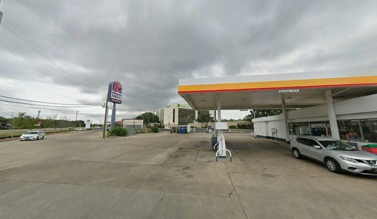 Beaumont Crash Sends Vehicle Flying Past Barricades Off I-10 Service Road