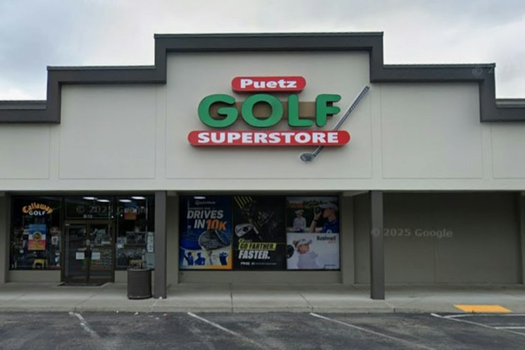 Suspects Reportedly Target Golf Stores