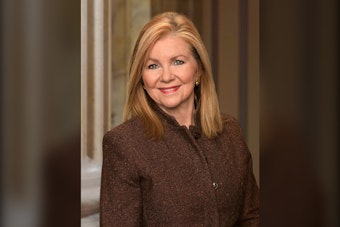 Blackburn Rejects Green's Four Debate Dates, Calls Rival a Socialist