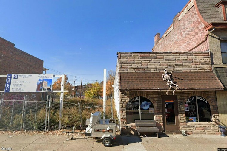 Blackface Photos From Lawrenceville Drag Show Spark Outrage, Apology From Blue Moon Bar