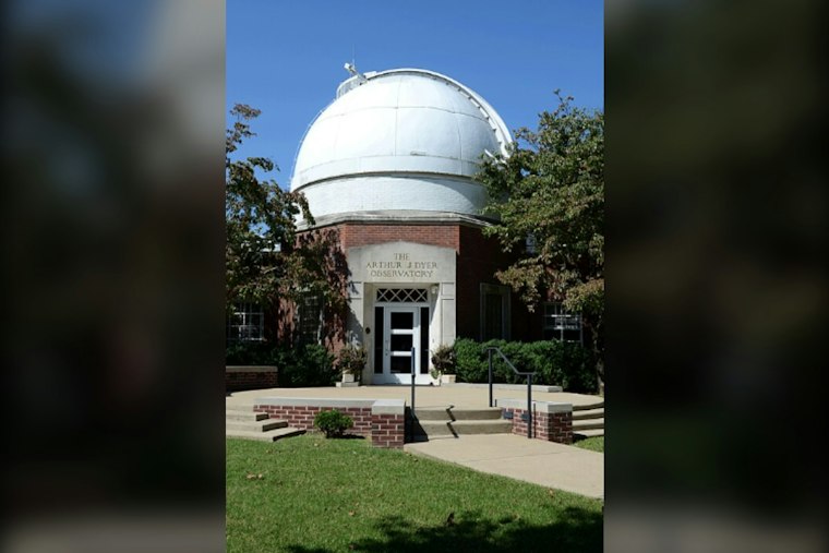 Bluebird Cafe Songwriters Trade Stage Lights for Starlight at Vanderbilt's Dyer Observatory