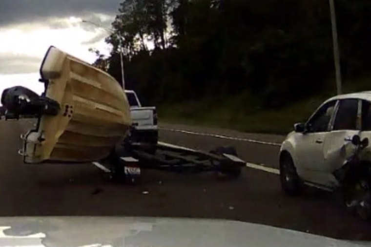 Boat Skids Down I-75 In Pasco County After SUV Crashes Into Ramp Curve
