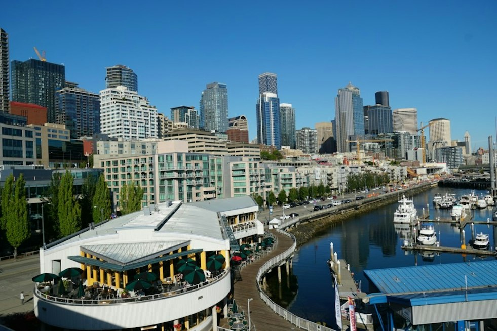 Boats Afloat Show Floods South Lake Union With Yachts, Tiki Rides