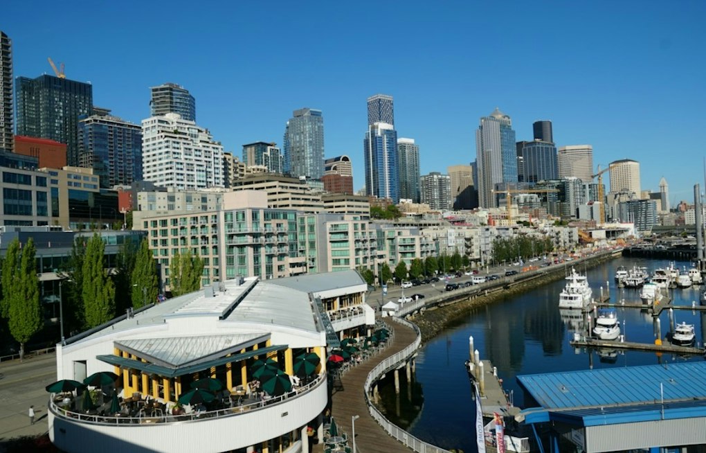Boats Afloat Show Floods South Lake Union With Yachts, Tiki Rides