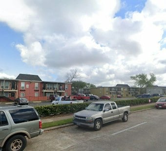 Body Found In Southeast Houston Water Sparks Police Investigation