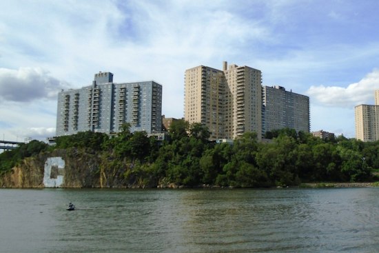 Body of 51-Year-Old Man Pulled From Harlem River in Morris Heights