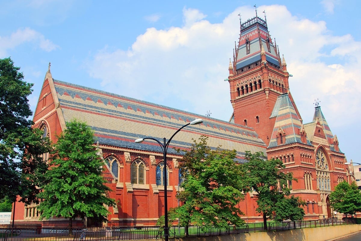 Bomb Threat Shuts Down Harvard's Memorial Hall, Shelter-in-Place Lifted Within an Hour