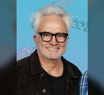 Bradley Whitford Gets Hollywood Walk of Fame Star as West Wing Co-Stars Reunite