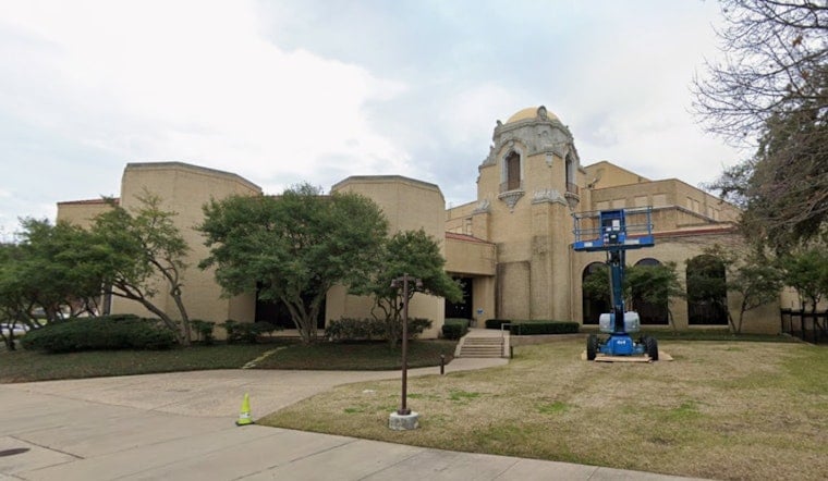 Broadway Dallas Strips The Sugar From 'Sound Of Music' At Fair Park