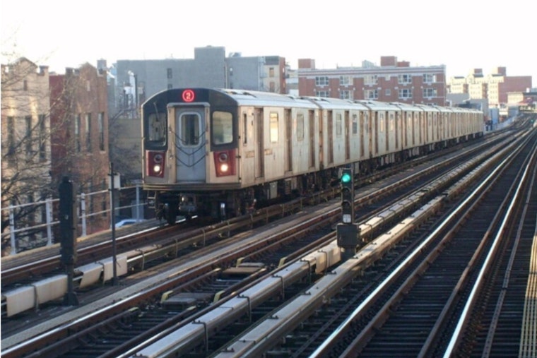 Bronx Groper Asks Woman for Directions, Then Attacks and Flees on Subway Train