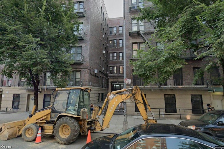 Bronx Pedestrian Hurt After Heavy Object Hurled From Rooftop, Police Say