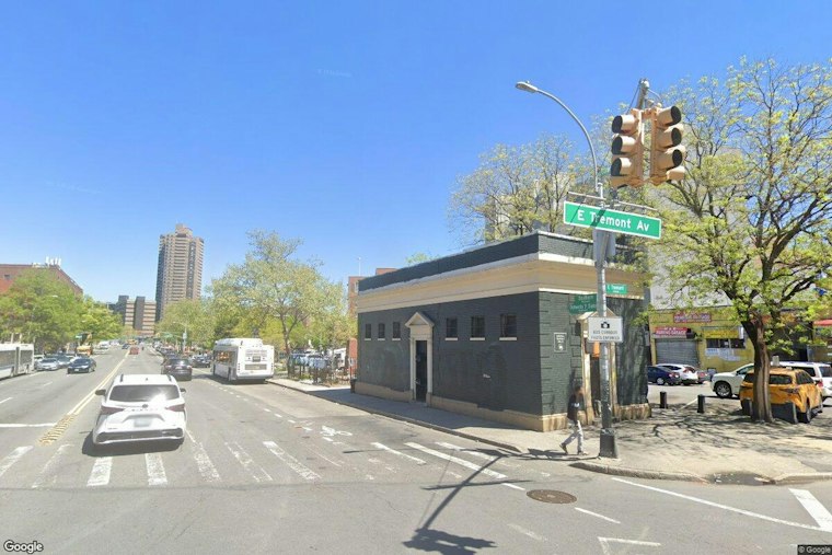 Bronx's Tremont Avenue Busway Opens, Targets One of NYC's Slowest Bus Rides