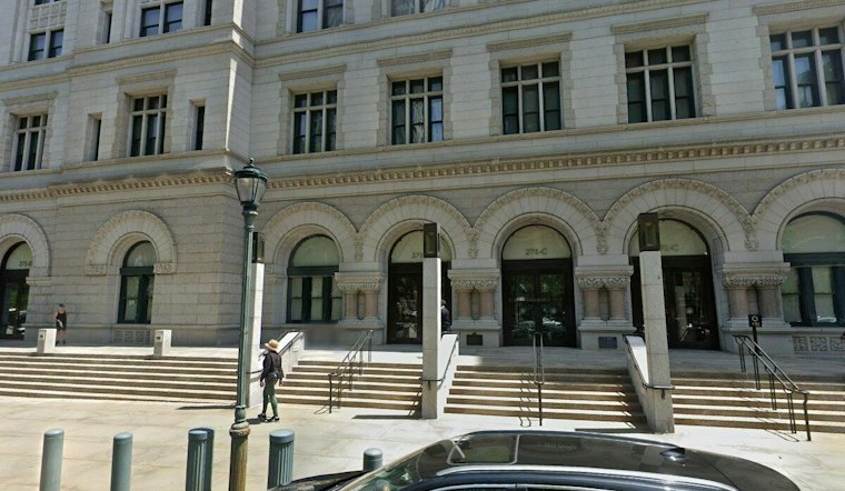 Brooklyn Jury Convicts Man of Bringing Gun to Capital One Heist