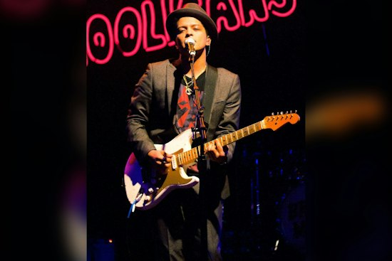 Bruno Mars Brings a Party to Caesars Superdome