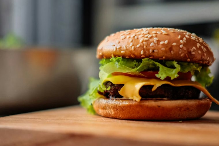 Bubba Flame Broiled Burger Returns To Its Original Freeland Spot On Highway 525